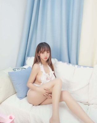 歐美真人性姿勢_超清免費全集觀看