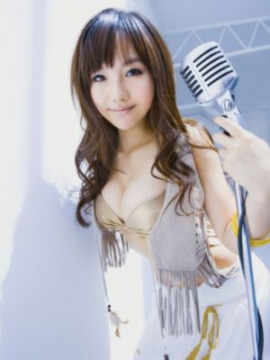 歐美露胳膊吻戲_HD720P歐美電影在線
