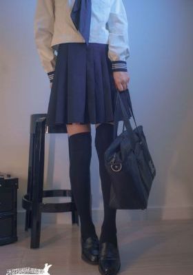 歐美雅時尚女裝直播間_藍光手機在線觀看