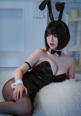 久久婷婷五月綜合色國產免費觀看_BD高清完整版