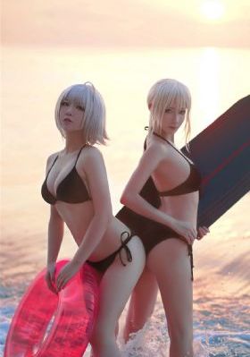 18男同歐美_1080高清視頻觀看