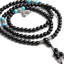 探秘藏式美學(xué) 天然黑瑪瑙佛珠手鏈的文化意蘊(yùn)與市場(chǎng)價(jià)值